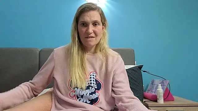 linterditehot online show from 10.30.25