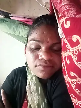 Snapshot of SHMA-77 chatting on 02.12.26 SHMA-77 online show from 02.12.26
