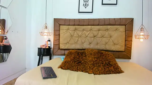 hannarose1208 online show from 11.06.25