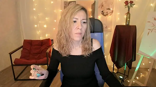 DonnaSmitth online show from 02.12.26