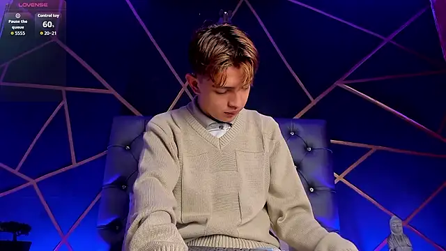 Lian Miller1  online show from 02.11.26