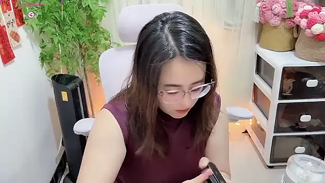 NEWONETO online show from 05.01.26