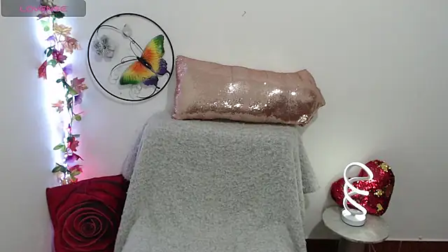 yourhornyjuliettee online show from 10.09.25