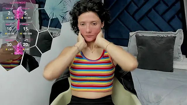 Valery More   online show from 10.15.25