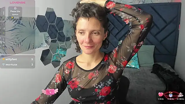 Valery More   online show from 02.11.26