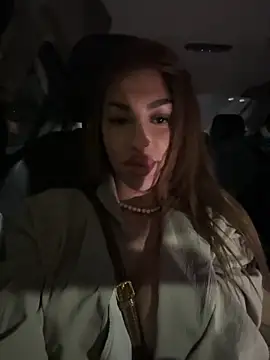 Snapshot of Candy_flippp chatting on 10.11.25 Candy flippp online show from 10.11.25