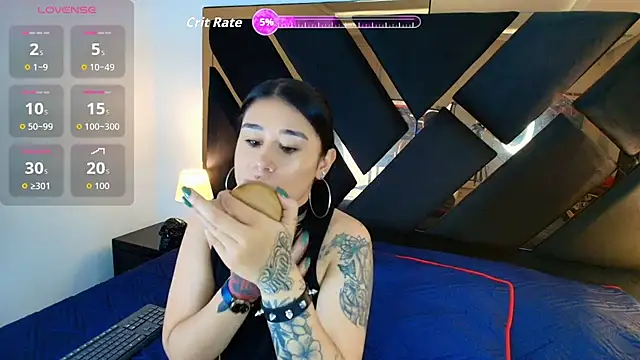 SusanVilla online show from 11.25.25