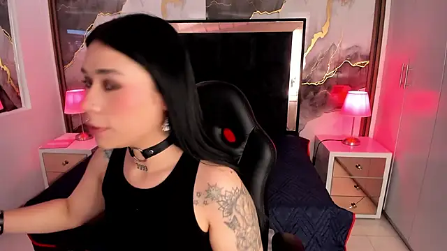 SusanVilla online show from 12.03.25