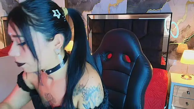 SusanVilla online show from 06.26.26