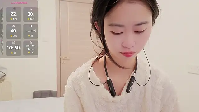 Snapshot of dudu-baby10 chatting on 12.15.25 dudu-baby10 online show from 12.15.25