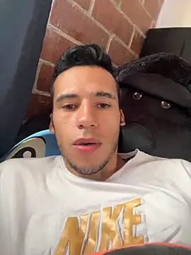 wiland hot23 online show from 10.04.25