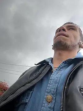 wiland hot23 online show from 10.17.25