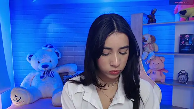 Snapshot of koyuki_san chatting on 10.23.25 koyuki san online show from 10.23.25