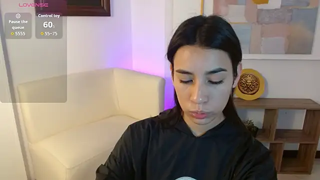 Snapshot of koyuki_san chatting on 12.03.25 koyuki san online show from 12.03.25