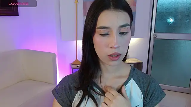 Snapshot of koyuki_san chatting on 12.15.25 koyuki san online show from 12.15.25