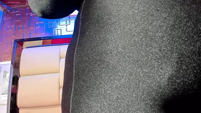 violet milleer online show from 10.09.25