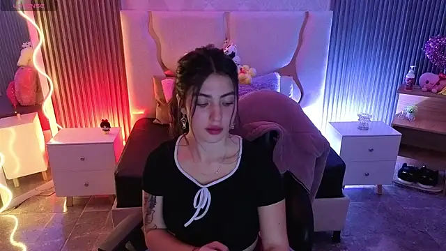 Ixchel tay online show from 04.23.26