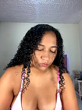 jesicamonroe44 online show from 10.30.25