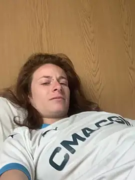 GoldenPussy1329 online show from 04.22.26