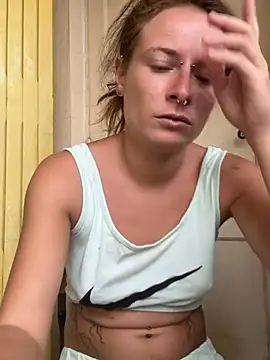 GoldenPussy1329 online show from 07.31.26