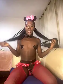 Snapshot of taylor_hot85 chatting on 11.01.25 taylor hot85 online show from 11.01.25