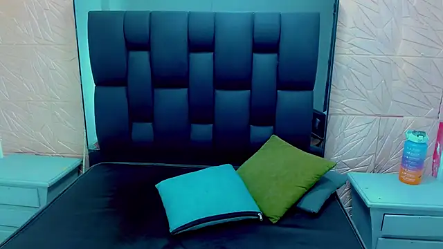 Snapshot of thaigo_twink38 chatting on 11.22.25 thaigo twink38 online show from 11.22.25