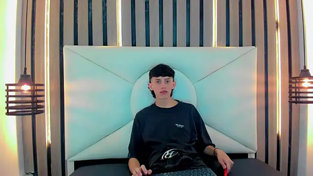thaigo twink38 online show from 04.23.26
