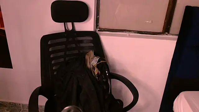 ChloePetite 0 online show from 11.08.25