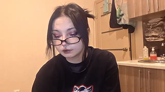 Beeping Creature online show from 02.12.26