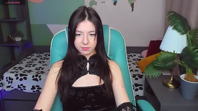 Snapshot of Azaliya_Haze chatting on 11.21.25 Azaliya Haze online show from 11.21.25