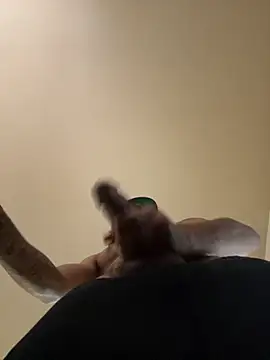 thefreakscomeoutatnight online show from 10.25.25