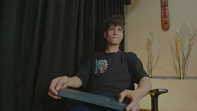 ZackMaye online show from 10.04.25