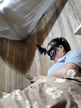 Tuyet xx online show from 10.04.25