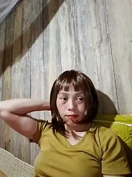 Tuyet xx online show from 10.31.25