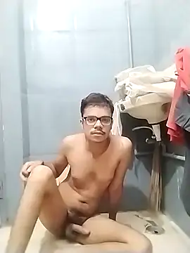 sexybobby13 online show from 10.06.25