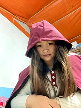 Snapshot of Liu30 chatting on 11.29.25 Liu30 online show from 11.29.25