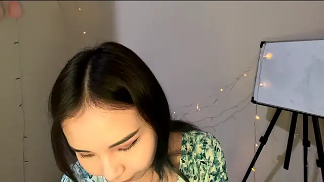 CarollFalick online show from 12.04.25