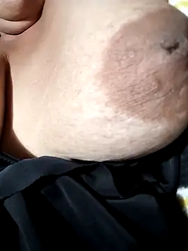 Hotmommax online show from 02.13.26