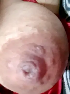 Hotmommax online show from 03.12.26