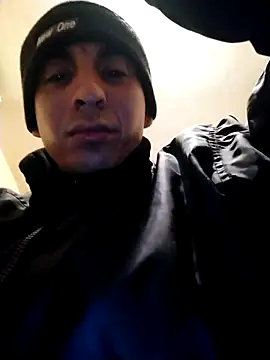 Snapshot of Tucloroformosexxx chatting on 02.15.26 Tucloroformosexxx online show from 02.15.26