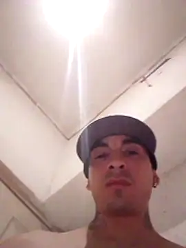 Snapshot of Tucloroformosexxx chatting on 04.01.26 Tucloroformosexxx online show from 04.01.26