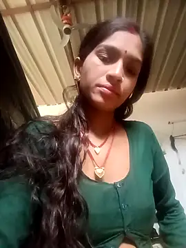 Snapshot of Sali_ji chatting on 10.29.25 Sali ji online show from 10.29.25