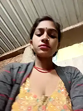 Snapshot of Sali_ji chatting on 11.26.25 Sali ji online show from 11.26.25