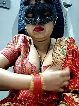 Hot  bhabhi 99 online show from 11.19.25