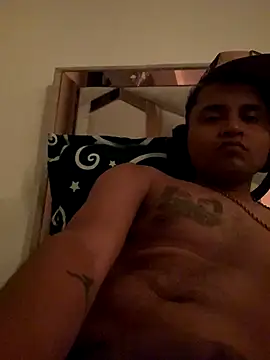 Snapshot of morenito_00987 chatting on 09.28.25 morenito 00987 online show from 09.28.25