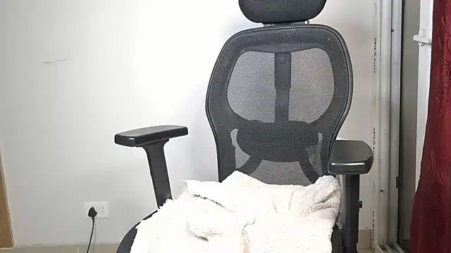 mooonlightbaby online show from 05.02.26