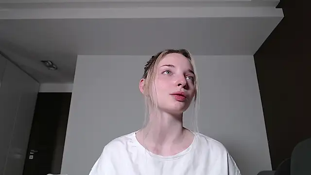 Snapshot of jessicahbelle chatting on 05.10.26 jessicahbelle online show from 05.10.26