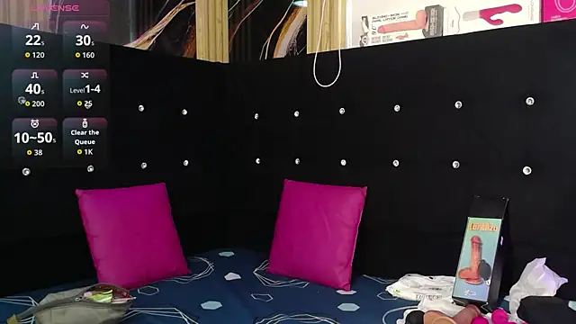 chloe  Jones  online show from 07.21.26