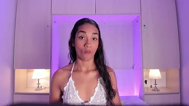 AnahiCollins online show from 02.22.26