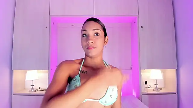 AnahiCollins online show from 06.06.26